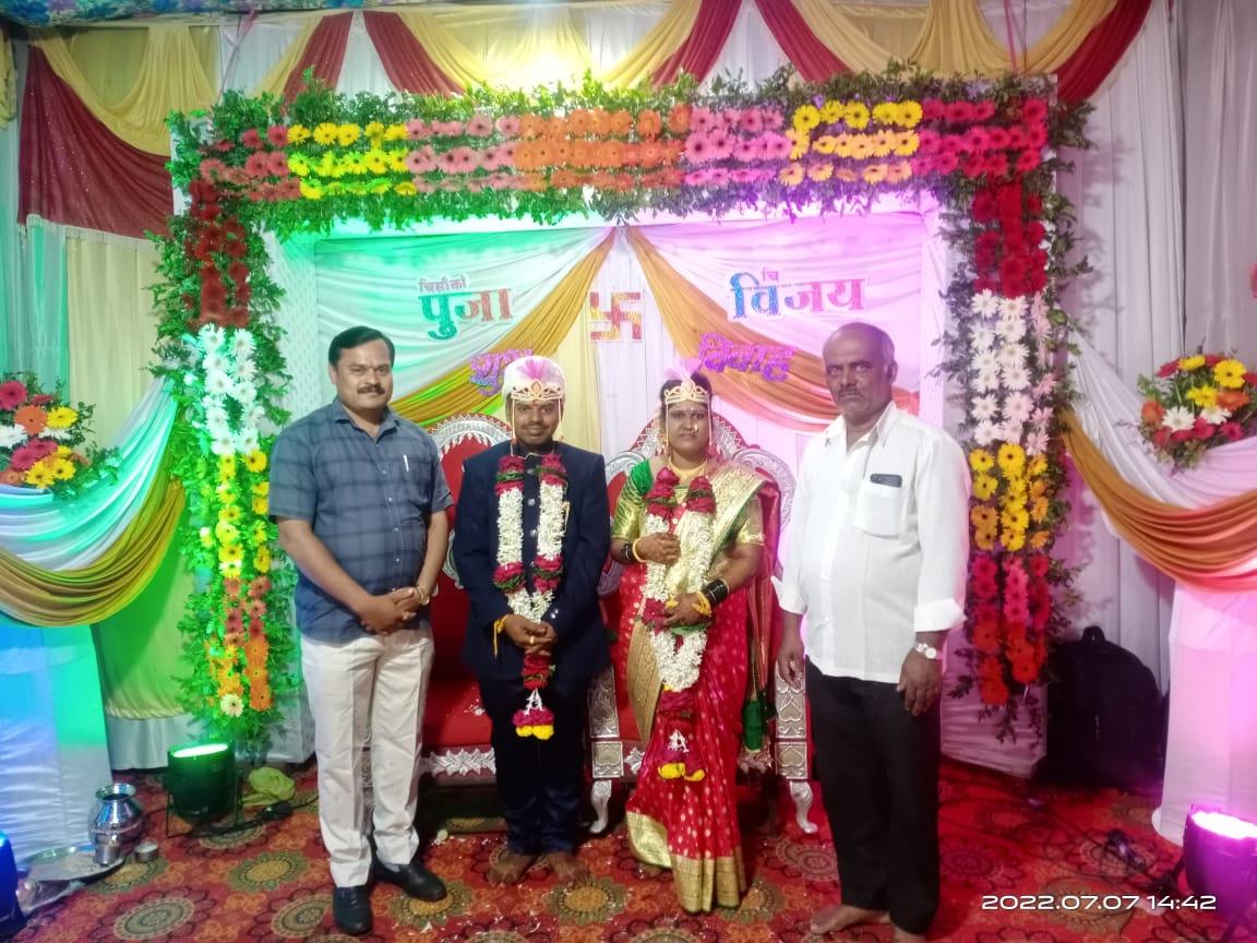 à¤ªà¥‚à¤œà¤¾ à¤…à¤¨à¤¿à¤² à¤—à¤°à¥à¤œà¥‡ & à¤µà¤¿à¤œà¤¯ à¤°à¤µà¥€à¤‚à¤¦à¥à¤° à¤•à¤¦à¤®